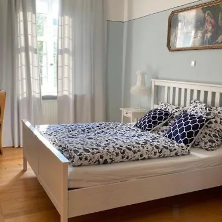 Propstei Alojamento de Acomodação e Pequeno-almoço Wechterswinkel